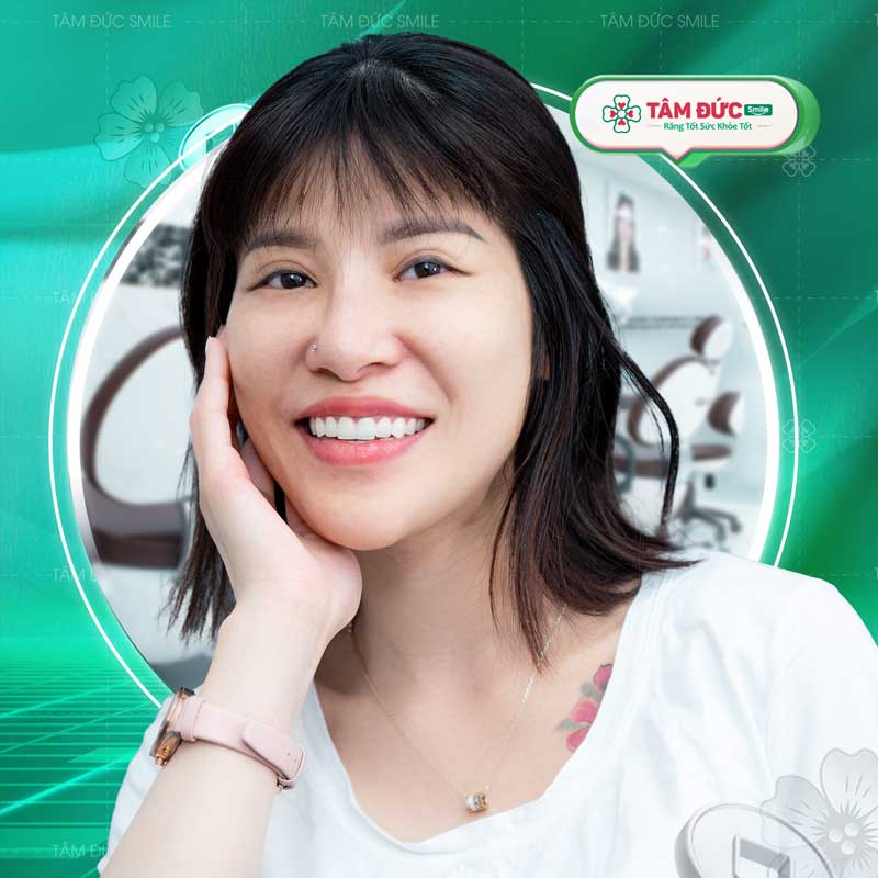 khách hàng bọc răng sứ tại nha khoa Tâm Đức Smile