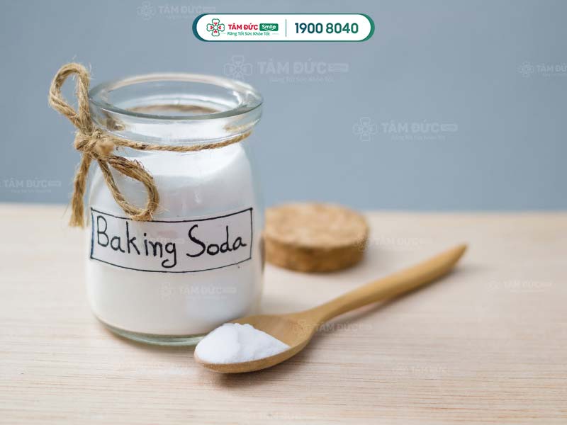 Xử lý cao răng độ 1 với Baking Soda