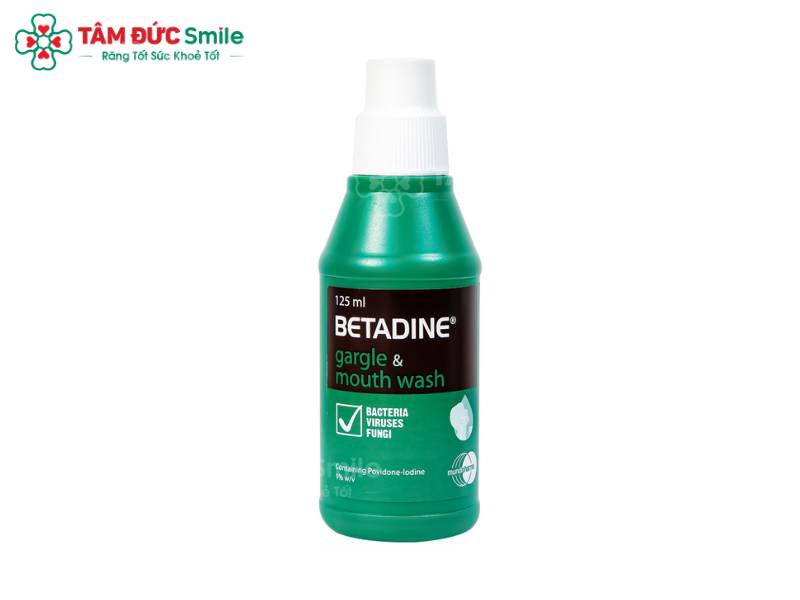 nước súc miệng diệt khuẩn betadine