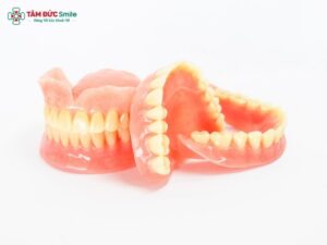 dentures-and-implants-1