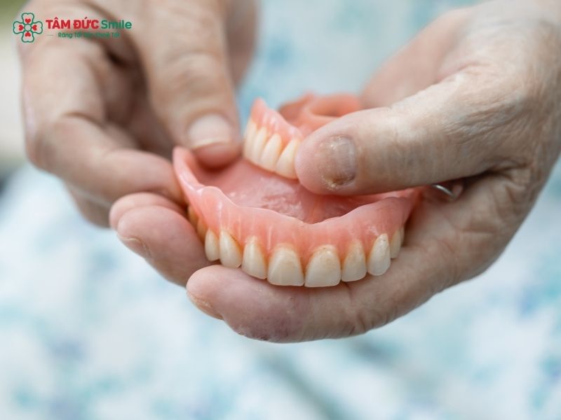 removable-dentures-2
