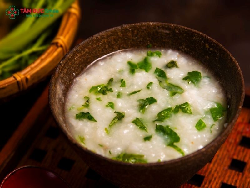 what-to-eat-after-dental-implant-surgery-3