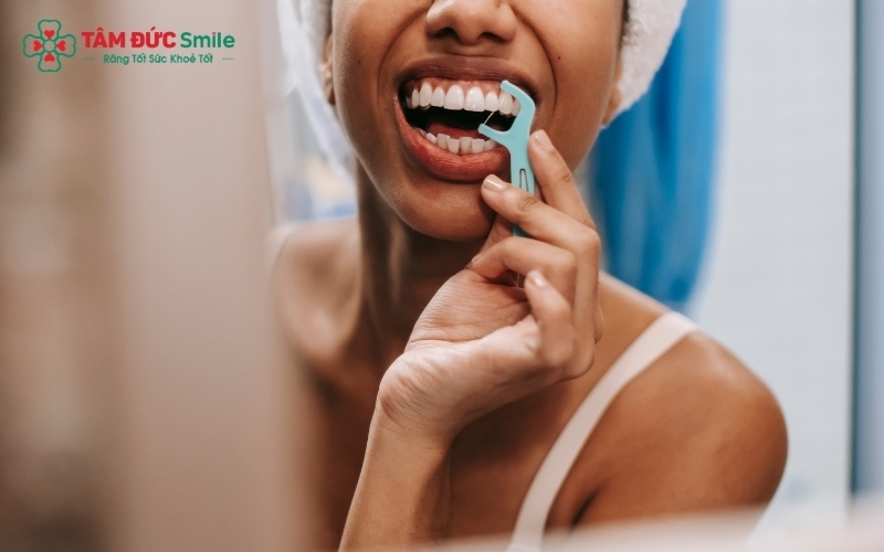 Chăm sóc răng miệng đúng cách giúp nướu nhanh hồi phục và hạn chế tối đa việc hình thành vôi răng mới