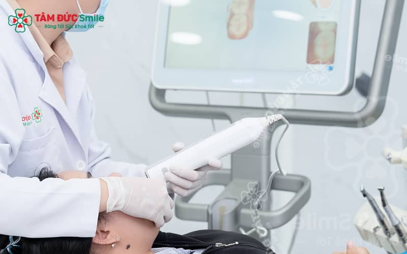 Tái khám đều đặn tại Nha khoa Tâm Đức Smile theo phác đồ điều trị