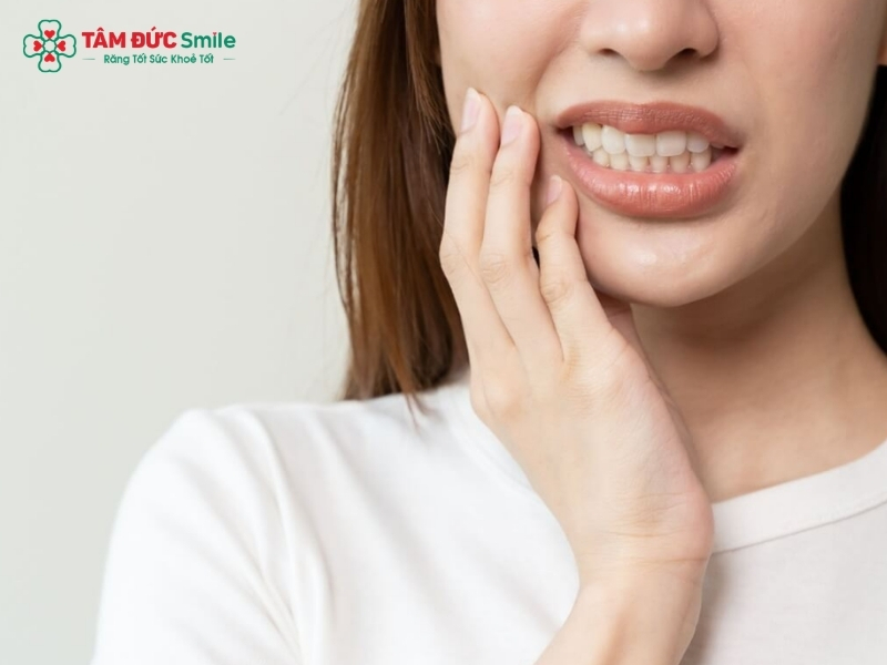 Răng bị ê buốt răng: Nguyên nhân và cách điều trị hiệu quả