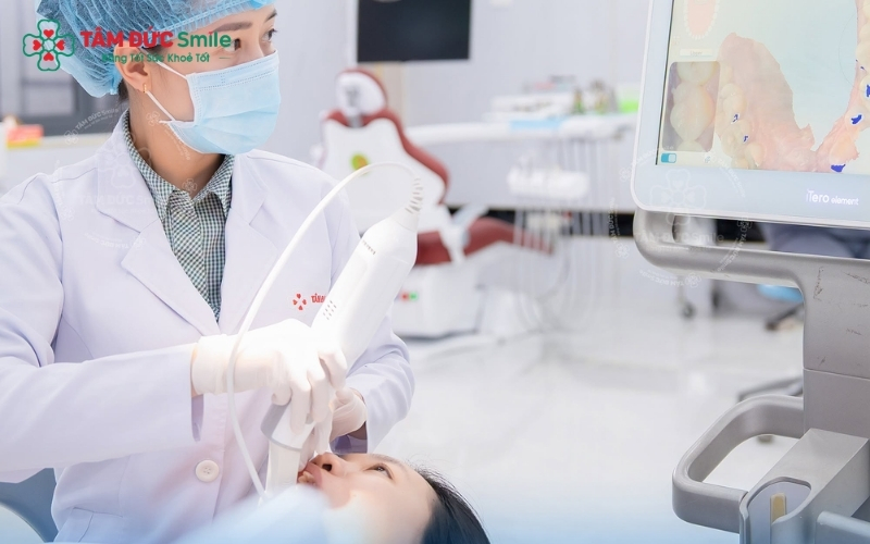 Niềng răng là phương pháp điều trị hô do răng hiệu quả, giúp nắn chỉnh khớp cắn và tạo khuôn mặt cân đối, hài hòa.
