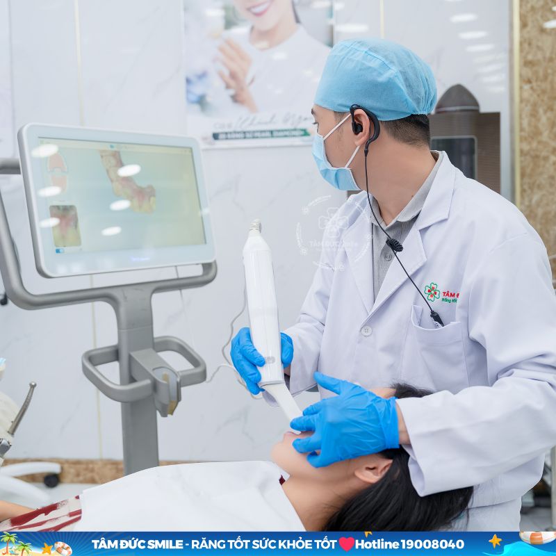 Khách hàng nên tham khảo tư vấn từ bác sĩ có chứng chỉ chuyên môn.