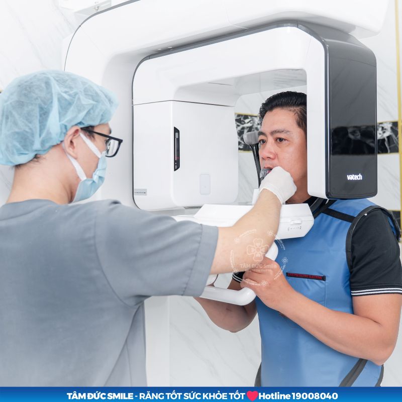 CT Cone Beam 3D hỗ trợ bác sĩ quan sát vị trí, độ sâu và hướng mọc của răng khôn.