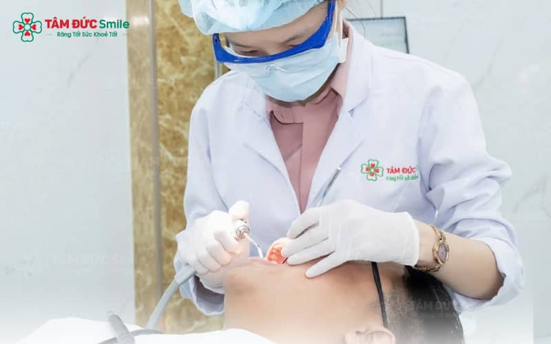 Nhổ răng khôn chỉ nên thực hiện tại các địa chỉ nha khoa chất lượng, có trang thiết bị hiện đại