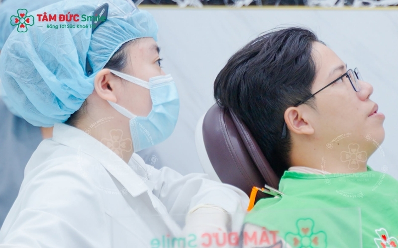 Công nghệ quét dấu kỹ thuật số tại Tâm Đức Smile giúp thiết kế răng sứ chính xác đến từng milimet.