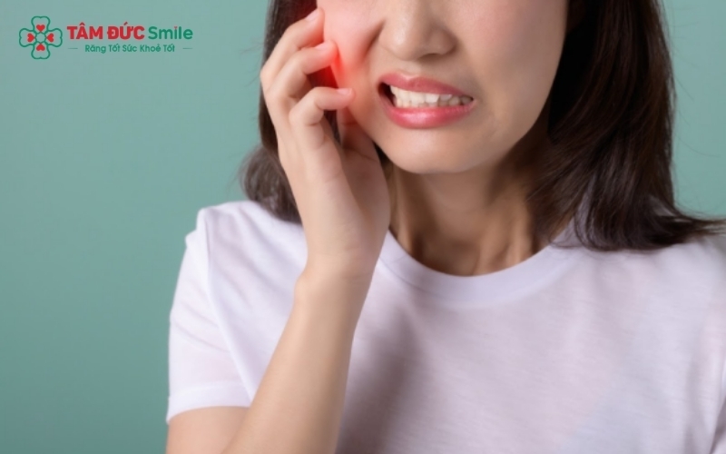 Không phải ai cũng có thể tẩy trắng tại nhà. Cần kiểm tra sức khỏe răng miệng trước khi sử dụng bất kỳ loại thuốc tẩy nào.