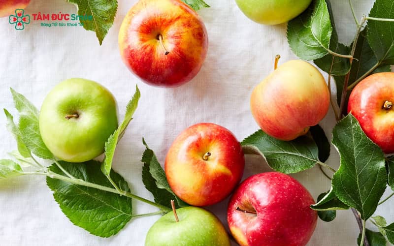 Chất xơ trong táo giúp kéo dài cảm giác no, đồng thời cải thiện quá trình tiêu hóa