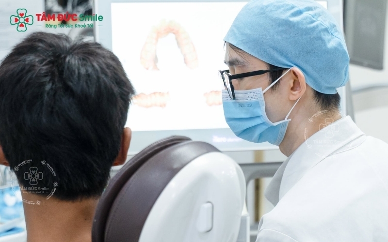Niềng răng là giải pháp tối ưu giúp điều chỉnh khớp cắn sâu, mang lại nụ cười đều đặn và chức năng ăn nhai tốt.