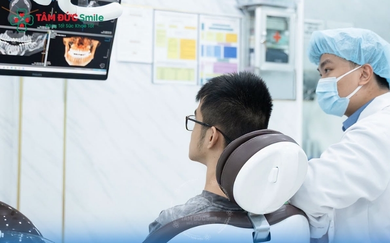 Bác sĩ sẽ dựa vào phim chụp CT 3D để đánh giá chính xác vị trí và đưa ra chỉ định điều trị tốt nhất cho bạn.