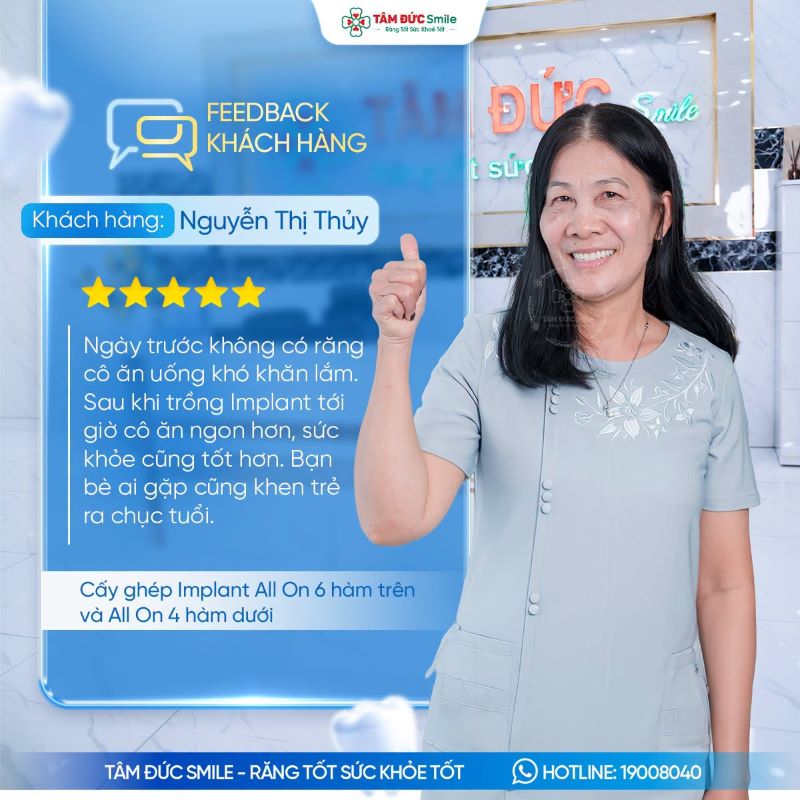 Khách hàng phục hồi răng mất bằng cấy ghép Implant tại Tâm Đức Smile.