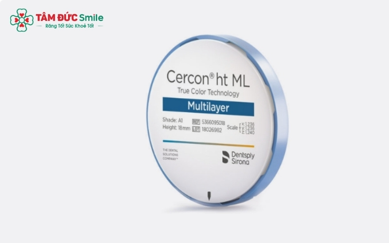 HT Smile có nhỉnh hơn một chút về độ cứng, trong khi Cercon HT nổi tiếng với khả năng che khuyết điểm cùi răng tối màu.